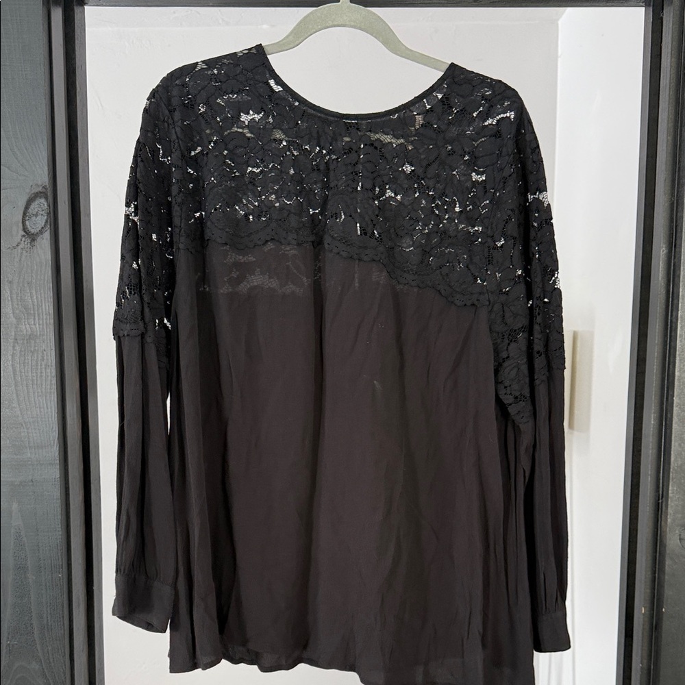 Women’s Black Lace Flowy Blouse, 22